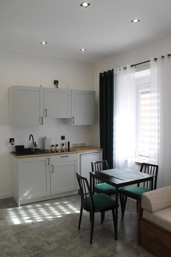 Apartment Z Historia